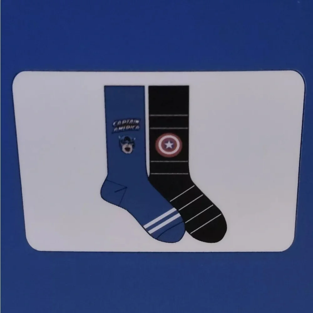 NEW!LIMITED EDITION MARVEL CAPTAIN AMERICA CREW SOCKS 2 PACK SIZE6-12 Shield Box